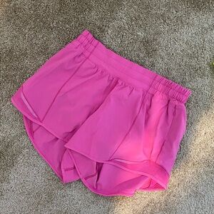 NWOT lululemon hotty hot shorts
